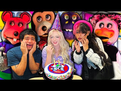 We had a Chuck E Cheese Birthday Party and it was HORRIFYING...