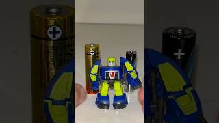 This is Genius! How amazing is this little guy? Crazy engineering. #spaceman #toys #drwu #transform