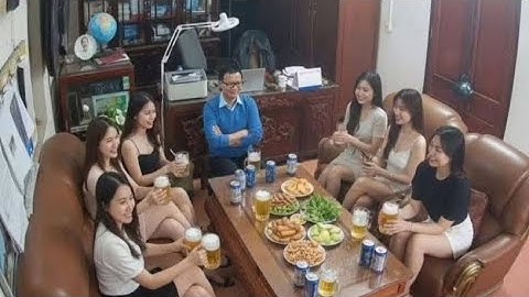 Thật hư "Thầy chủ tịch" Đạt là Hiệu trưởng hay giáo viên? Ai có thể làm chứng mình oan cho thầy?