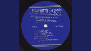 Uina My Ma  Vat Jou Goed En Trek Ferriera  Moet Nie Huil Nie medley