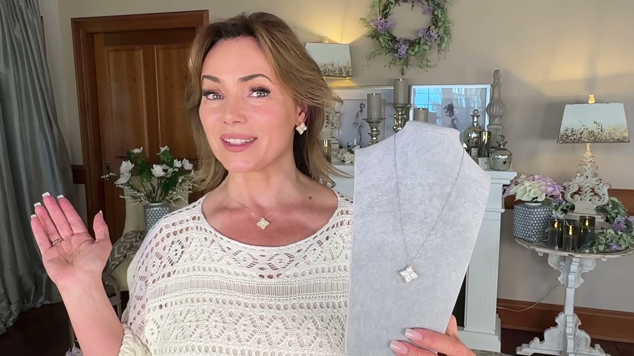 Handmade Mother of Pearl Clover Necklace