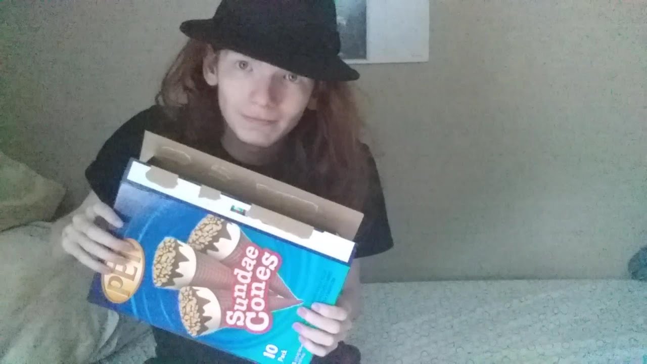 Quarantine Ice Cream Review : Nutty Buddy!