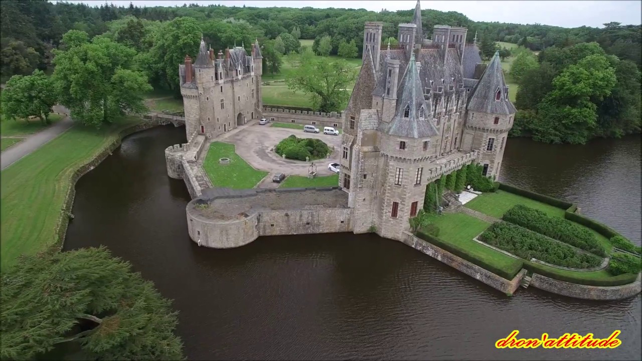 dron'attitude : Le Château de la Bretesche à Missillac (44) vu en drone le 11 Mai 2018