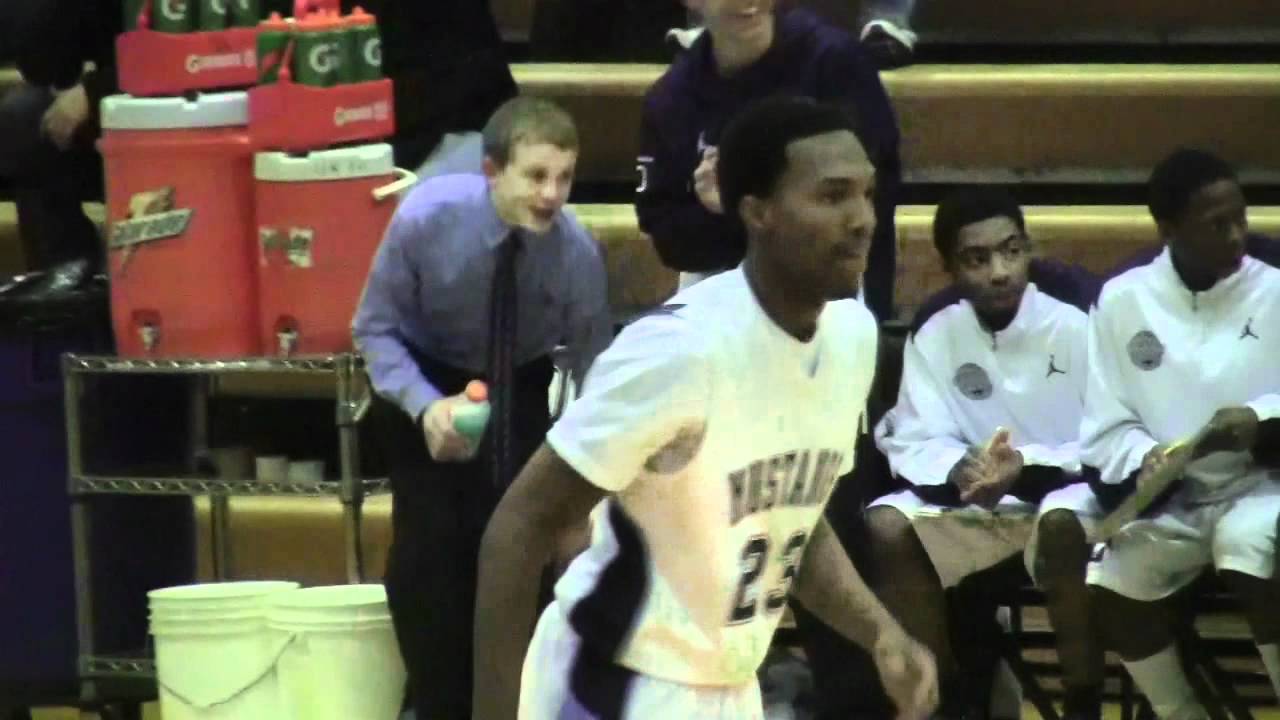 Jerron Wilbut baseline slam dunk SwagAir