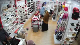 Two Womens Robbery At Shoe Shop Mandi Bahauddin