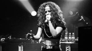 Flora Matos - Canta Pra Chamar Live Clip- Direção Naio Rezende