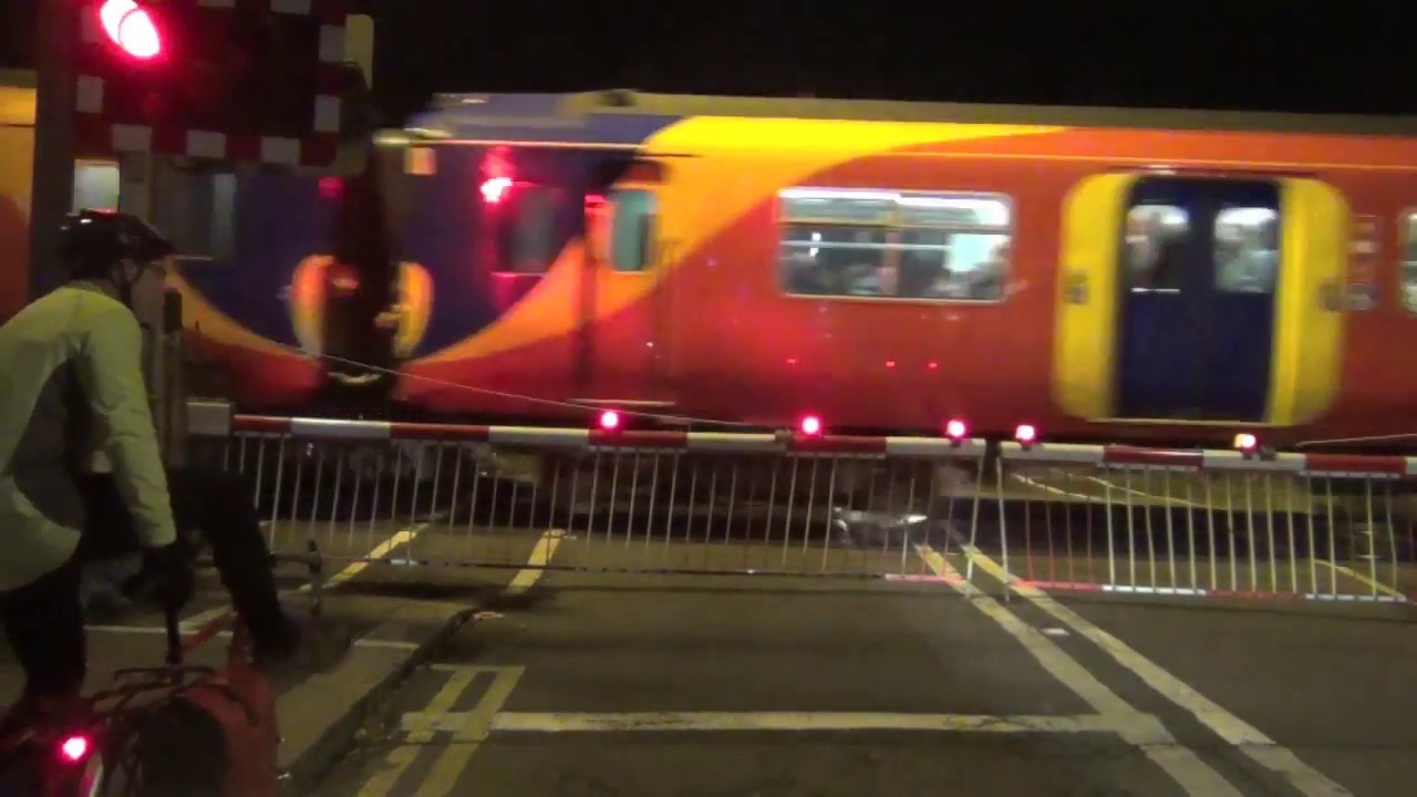 New Malden Level Crossing (night)