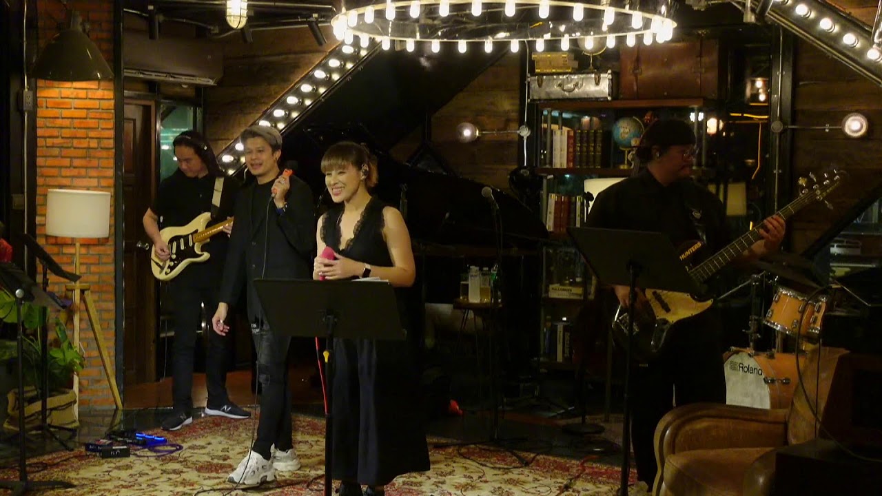 Letana Live Music - มหานคร - at The River Table by Letana