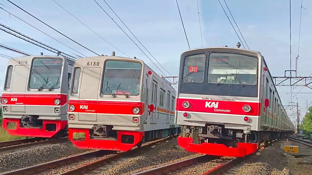 Lalu lalang krl di jalur jakarta bogor nambo