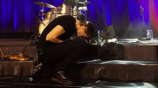 Video thumbnail of "Gustaf & Viktor Norén - Dance With Somebody - live in Stockholm"