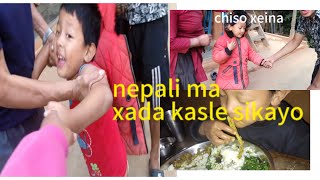 english boy le nepali boleko nepali mei jiddi garera hairan