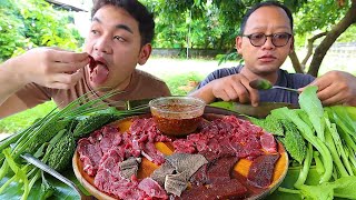 Mukbang Daging Mentah Tambah Bir - Mantap!!!