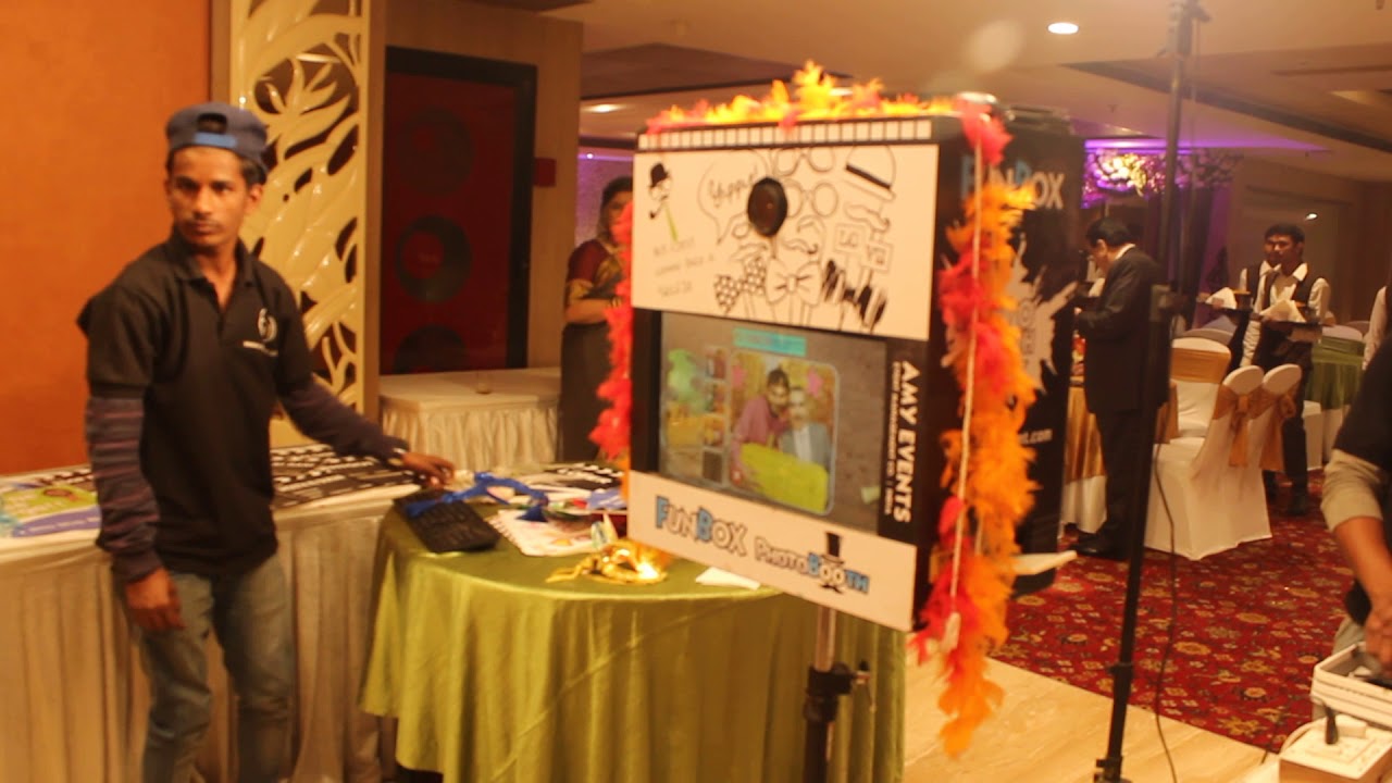 Photo booth Mumbai Hire Rental I Photobooth Rentals for Parties YouTube