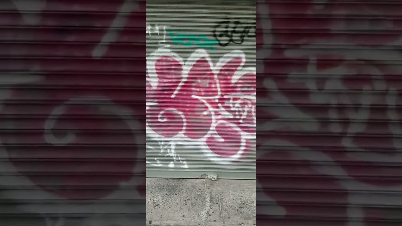 GRAFFITI NEVER DIES/KE