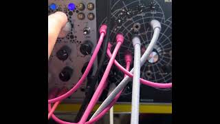 ＊Eowave Weather Drones モジュラーシンセサイザー Eowave WEATHER DRONES / an in-depth look and tutorial - YouTube