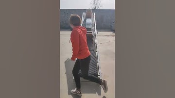 Folding conveyor belt Cattle and sheep feeding Logistics loading Express loading