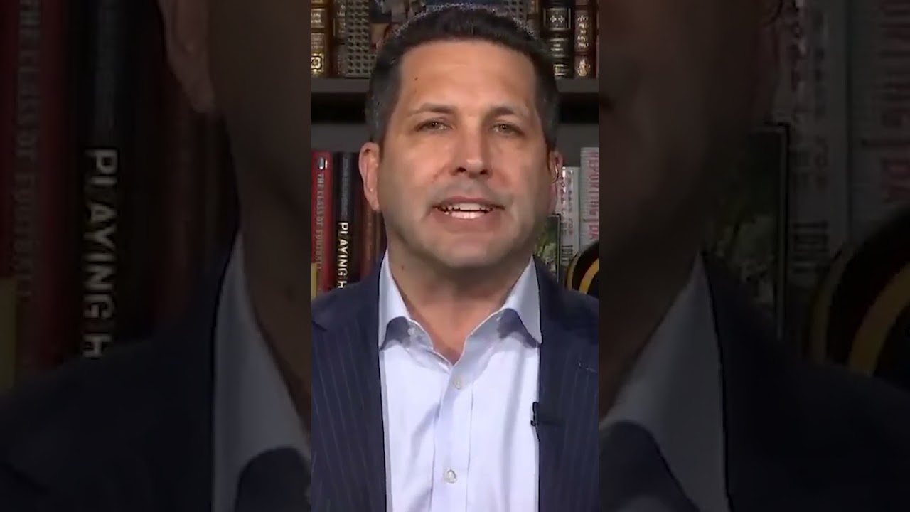 Adam Schefter stopped the 49ers talk to break the Aaron Rodgers news 
