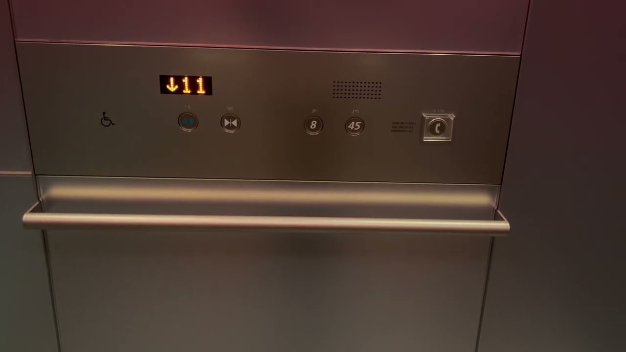 ドアセンサー作動あり・ダブルデッキ　虎ノ門ヒルズステーションタワーTOKYO NODE直通の日立エレベーター