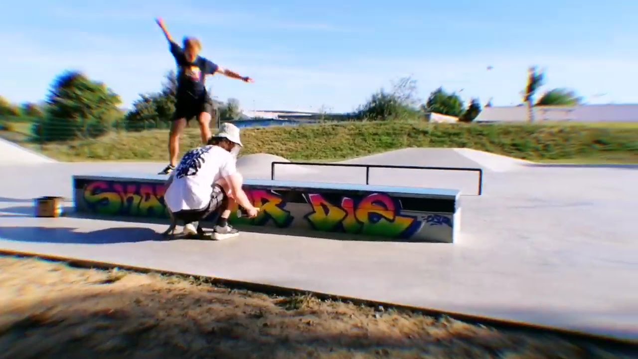 ART & ROLL SKATE OR DIE (Manny Pad) Skatepark Sinsheim ft. Jan