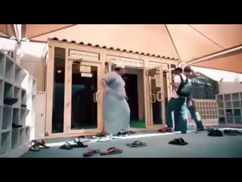 الجزمه اتسرقت من قدام الجامع 