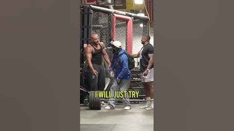 ELITE Powerlifter ANATOLY Use FAKE WEIGHTS in GYM PRANK #anatoly #fitness #gym