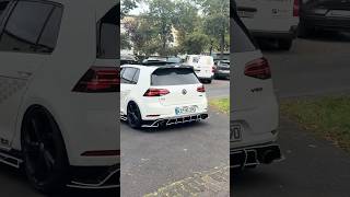 🗣️: „Your car isn’t deep enough bro“ Me: Ok bro. . . . . #dasauto #tcr #vw #volkswagen #gti