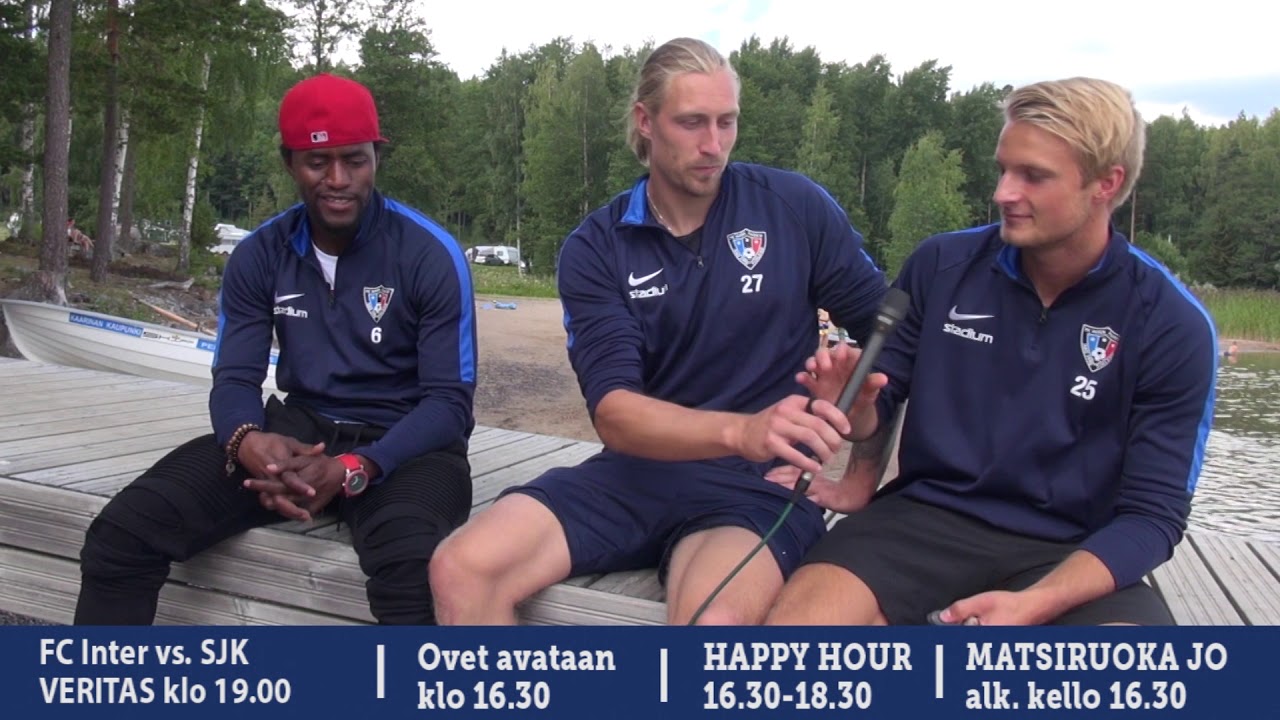 OTTELUENNAKKO: Mikko Kuningas, Teemu Penninkangas ja Abdoulie Mansally,