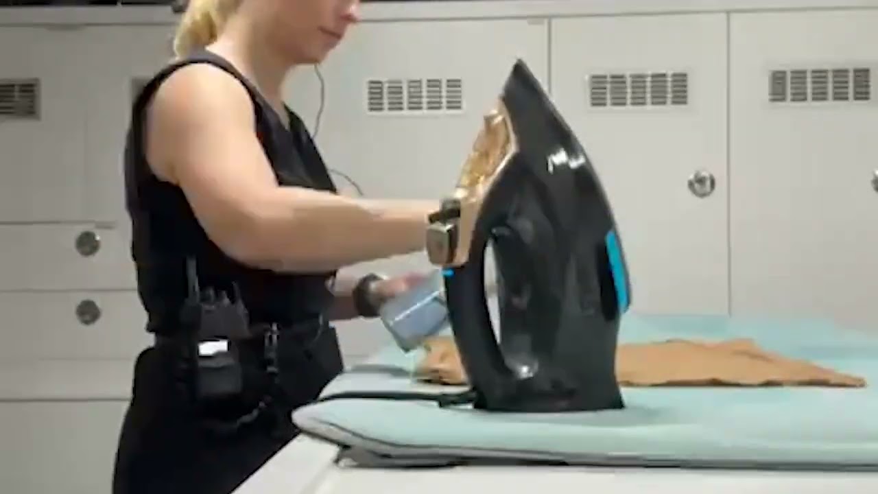 DAY & LIFE OF SUPER YACHT STEWARDESS