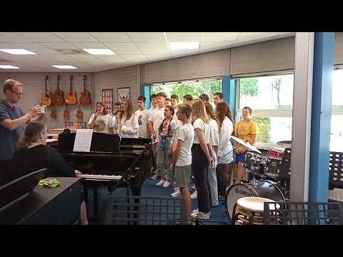 Choir of Ukrainian students in Pius-x College/2022
