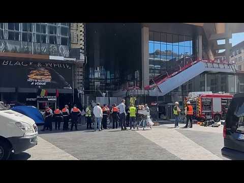 В Брюсселе возник пожар в шахте лифта находившегося на реконструкции здания; есть погибшие