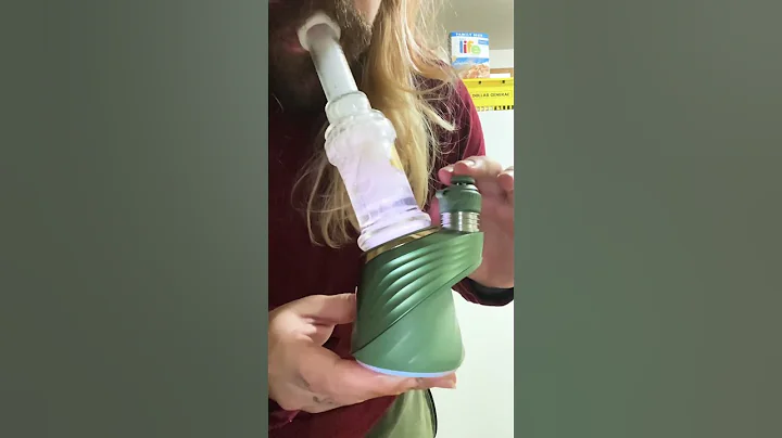 Puffco peak pro flourish green #420 #missouri #shotrs #710