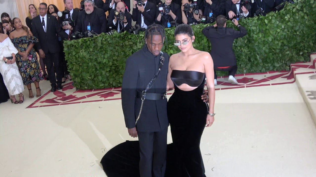 2018-05-08-Selena Gomez, Gigi Hadid, MAdonna, Nicki Minaj, Kylie Jenner at Met Gala