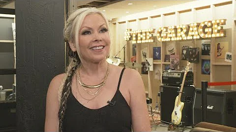 FULL INTERVIEW: Berlin lead singer Terri Nunn talk...