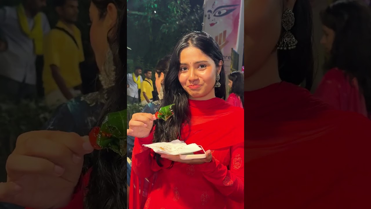 Overhyped food at CR park pandal