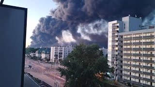 Details Dark Smoke Shrouds Warsaw as Fire Engulfs Mall Update