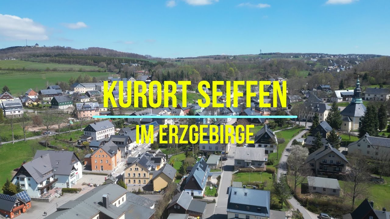 Kurort Seiffen im Erzgebirge / Thị trấn nghỉ dưỡng Seiffen ở vùng núi Ore.