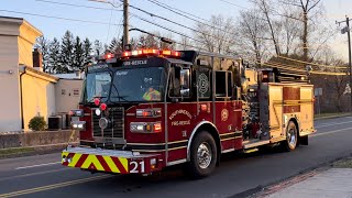 *Pinned Q2b + Heavy Airhorn* Southington Fire Department Engine 21 responding to a structure fire