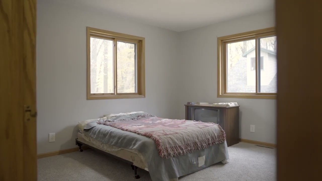 45989 286th LN, Aitkin, MN ... Awesome home in the woods for sale near Sunset Lake, YHSGR Exclusive.