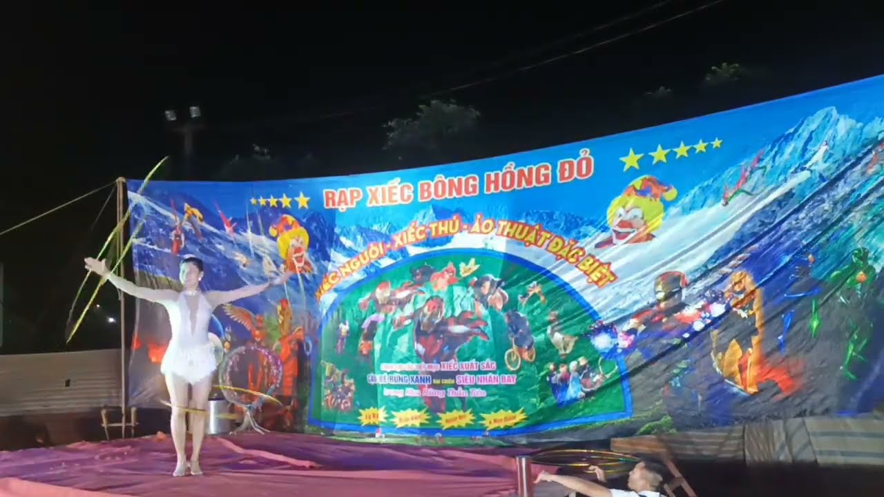 Lắc vòng uốn dẻo tổng hợp những tiết mục xiếc cực hay || Quốc Tuấn HG