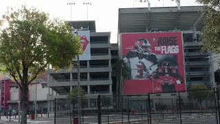 'Mysterious' Rolling Stones banner appears outside Raymond James Stadium