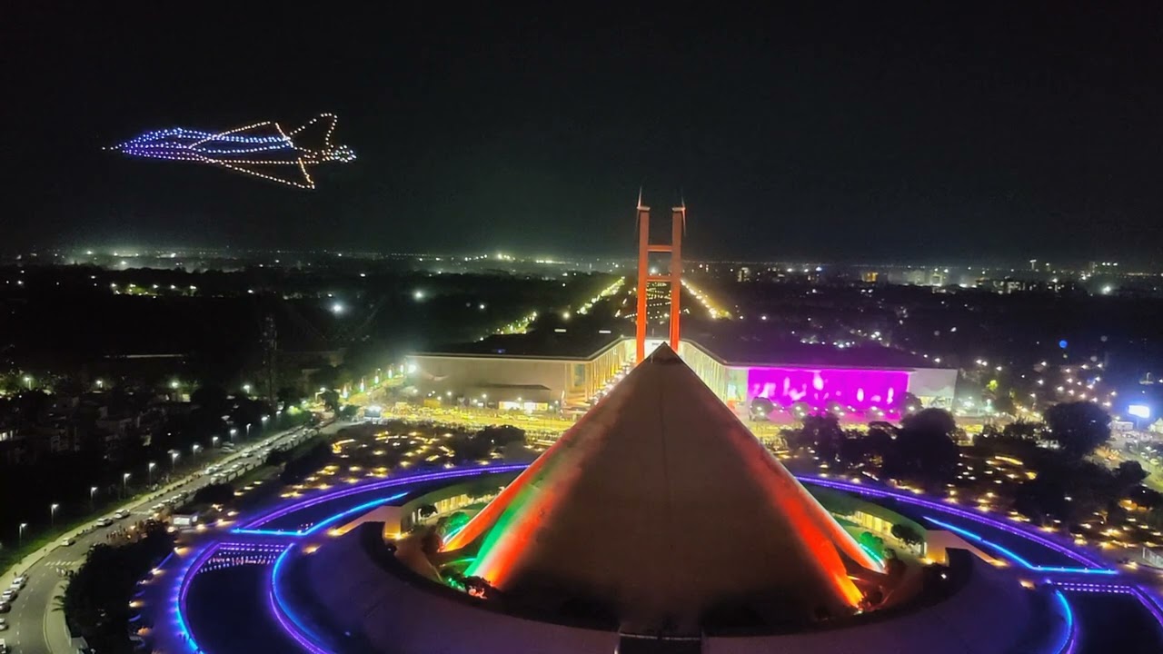 Drone Show @ Gandhinagar DefExpo22