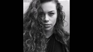 Tash Sultana - Notion
Tash Sultanas song Notion released in 2016 Tash Sultana - Notion