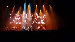 2cellos