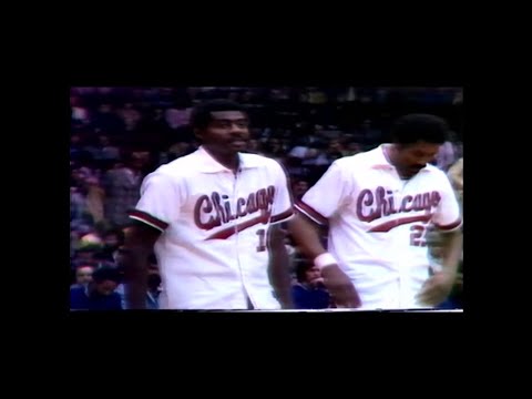 1974 NBA West Semifinals Game #5-Bulls battle Pistons in 1st Half action