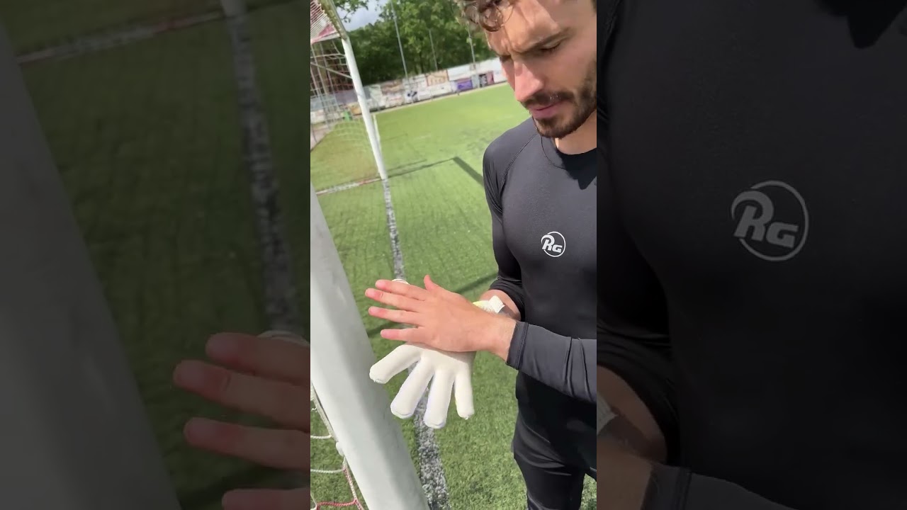 🤍 Nichts schlägt den Grip der RG Aversa, wenn du die Schutzfolie abziehst. ✋⚡️ 