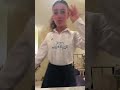 لما تعرف إن اليوم الخميس والويكند على الأبواب! 🎉💃 (رقصة نهاية الأسبوع)