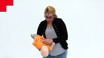 Verslikking bij een baby: rugslagen en buikstoten