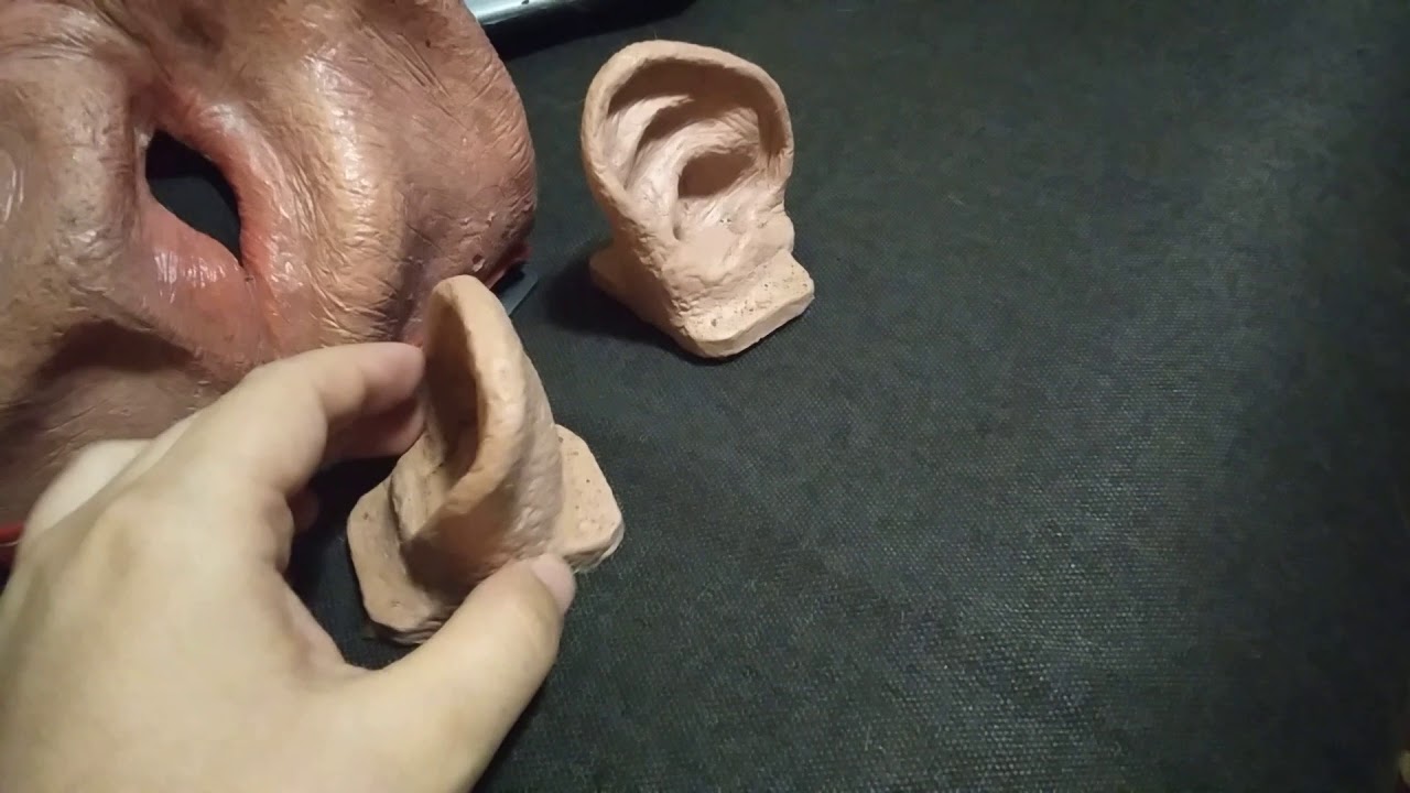 Hightextured polyurethane ears