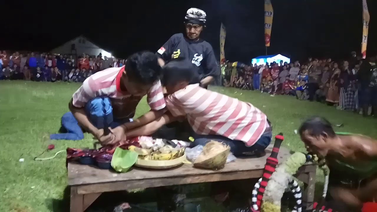 Jaranan Timbul aji jubah Tahun baru.