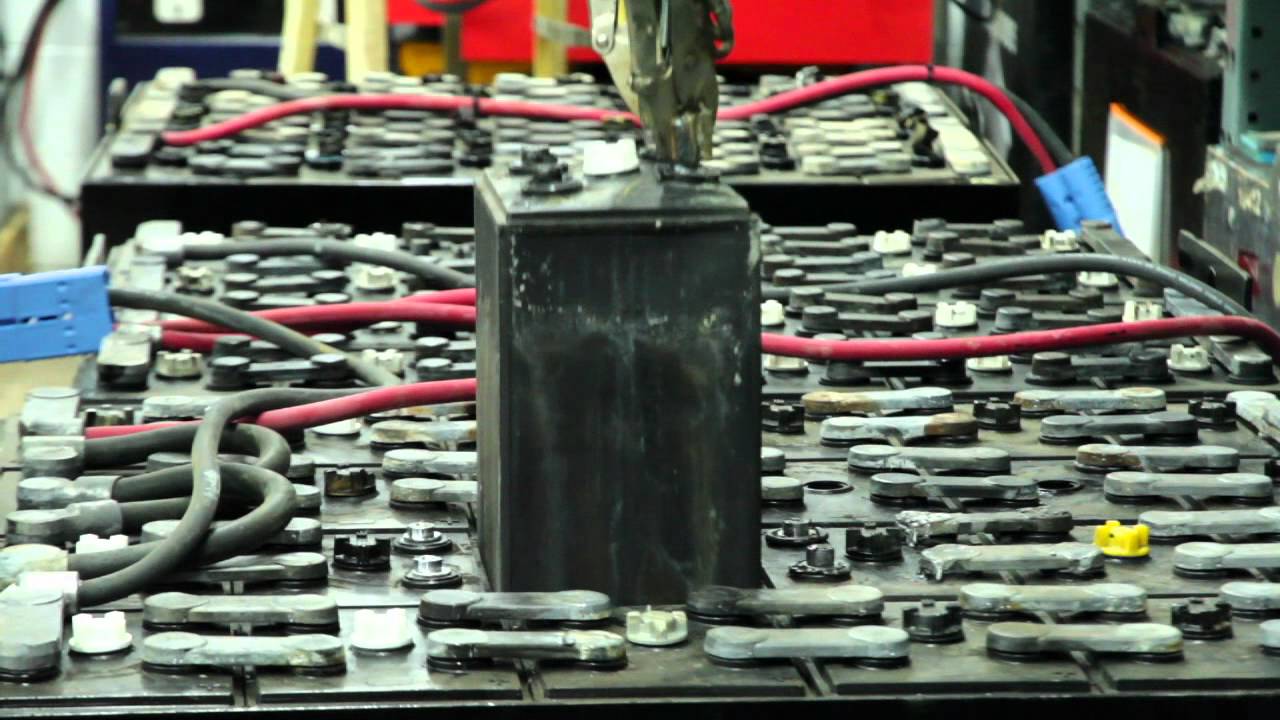 Global Energy Innovations - Forklift Battery Shop - YouTube